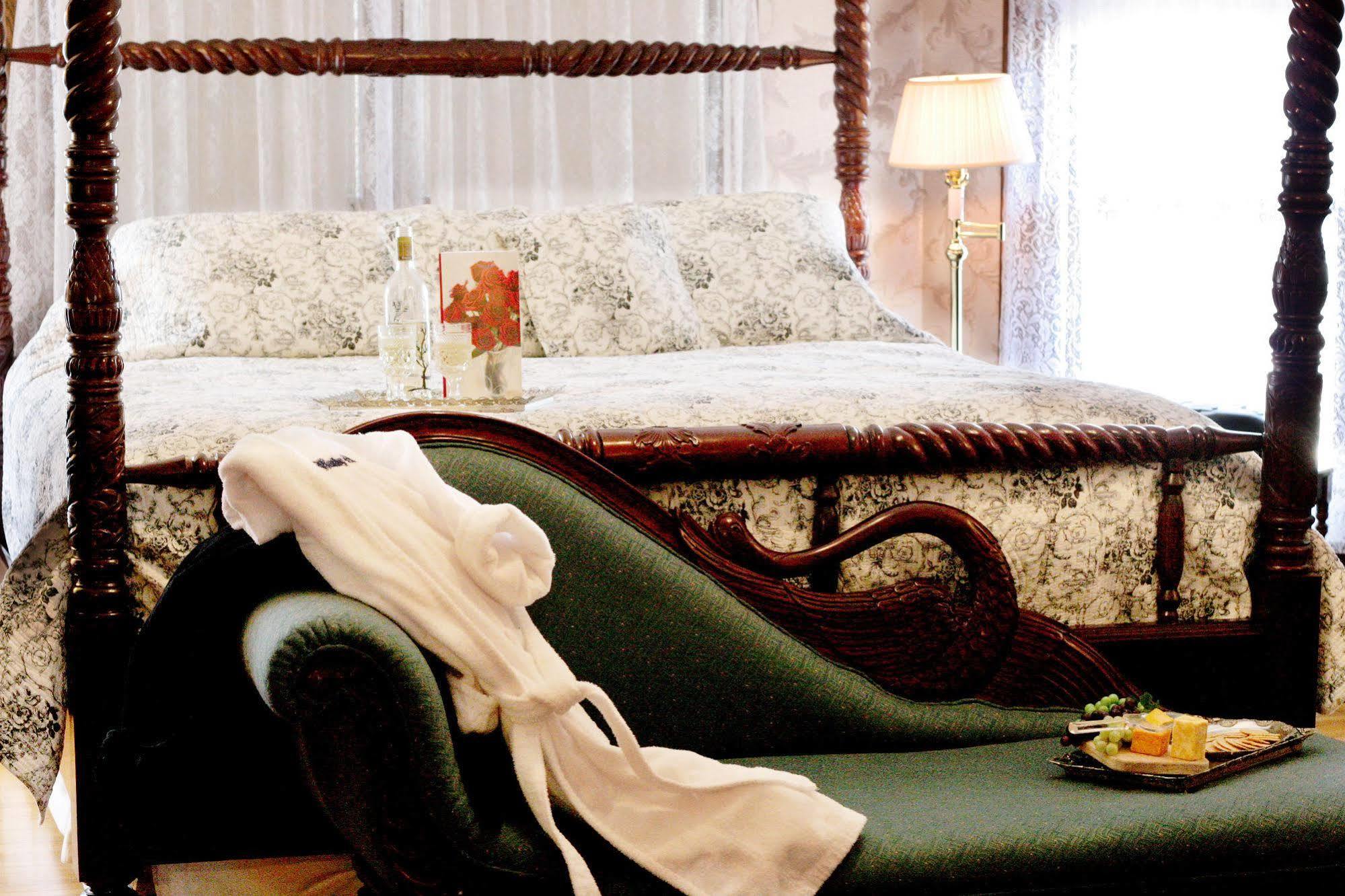 Westby House Inn Dış mekan fotoğraf
